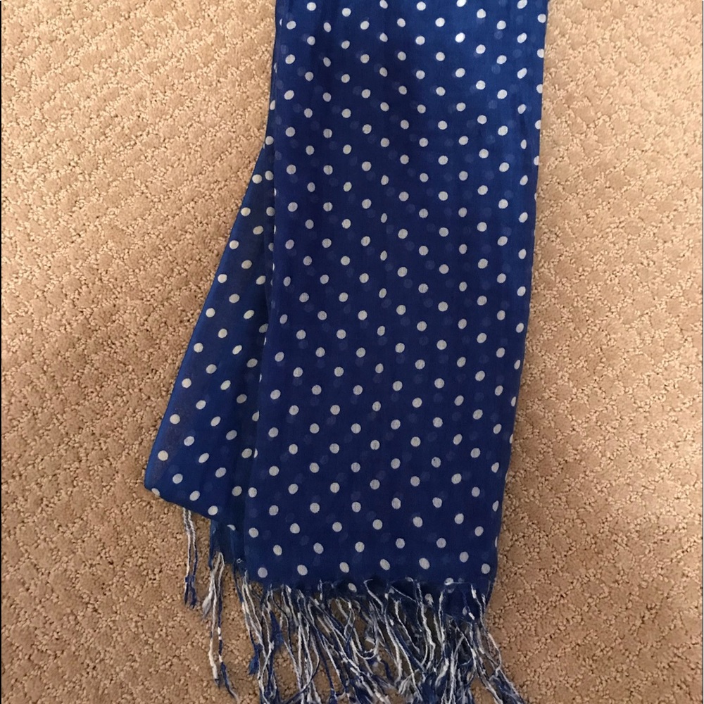NEW! Royal Blue with White Polka Dots Scarf 🧣